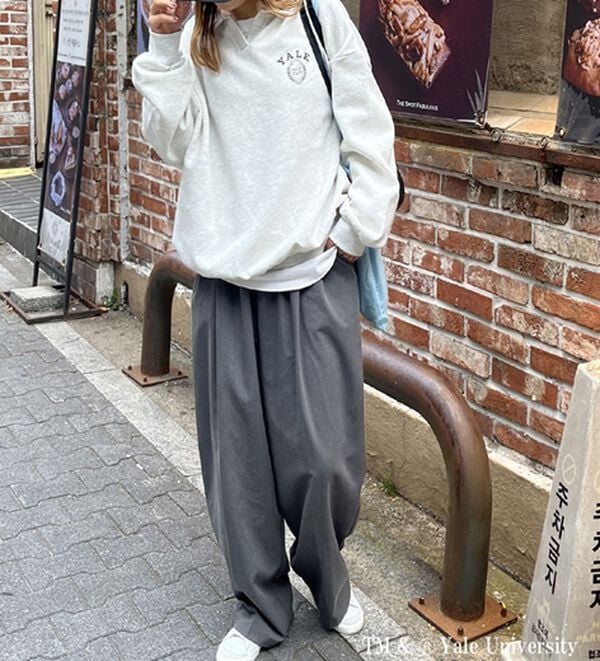 GeeRA（ジーラ）の「FIRSTMOOD別注【ＹＡＬＥ】裏起毛オーバーサイズスキッパースウェット（トレーナー・スウェット）」｜詳細画像