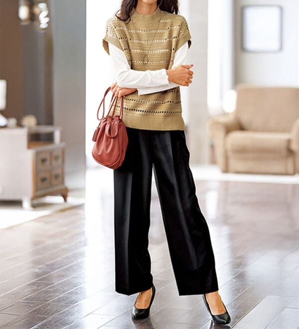 BELLUNA（ベルーナ）の「透かし編ハイネックゆったりニットベスト（ベスト）」｜詳細画像