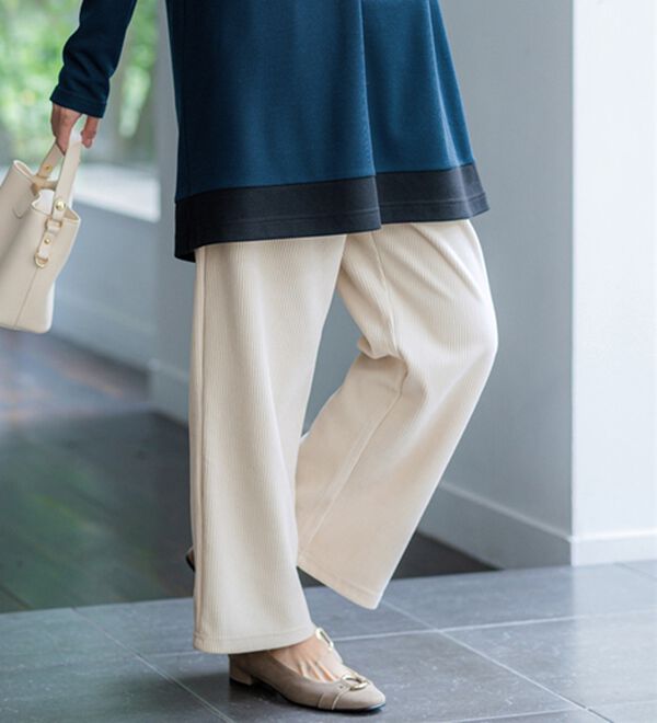 BELLUNA（ベルーナ）の「なめらかコーデュロイワイドパンツ（ワイドパンツ・ガウチョ）」｜詳細画像