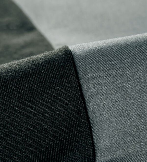 BELLUNA（ベルーナ）の「【２枚組】異素材切替スピンドル使いフードチュニック（チュニック）」｜詳細画像