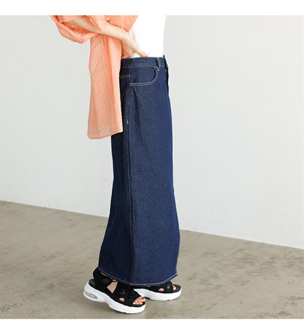 GeeRA（ジーラ）の「フロントスリットナローデニムスカート（ロングスカート）」｜詳細画像