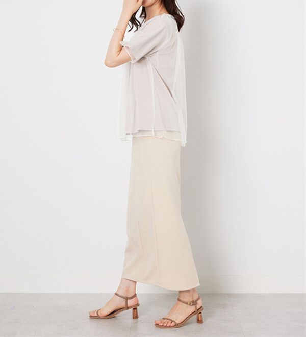 BELLUNA（ベルーナ）の「チュール重ねロゴプリントプルオーバー（カットソー）」｜詳細画像