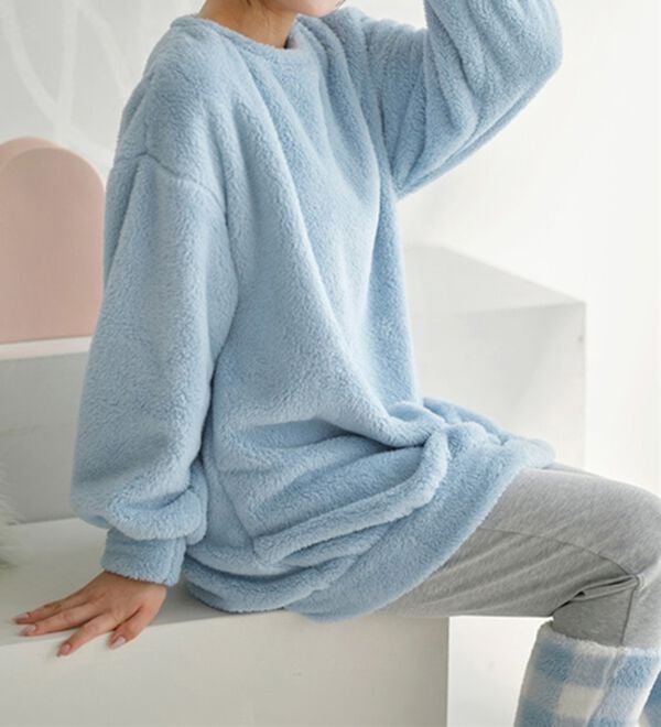 YU'NOW（ユナウ）の「【上下２点セット】ボアフリースワンピース＆レギンスセット（パジャマ・ルームウェア）」｜詳細画像