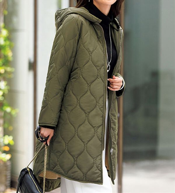 d*g様 ベージュ ファー付きキルティングコート d*g様 ベージュ ファー付きキルティングコート