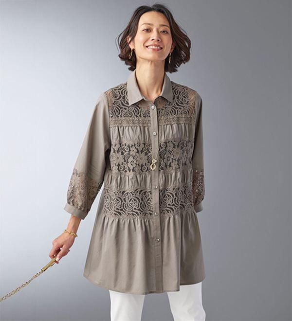 BELLUNA（ベルーナ）の「綿１００％レース切替オーバーブラウス（チュニック）」｜ローズグレー