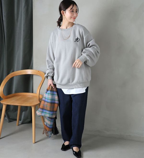 A HAPPY MARILYN（アハッピーマリリン）の「【Ｌ～８Ｌ】【ハピぽか裏起毛】２デザインから選べる刺繍トレーナー 毛玉になりにくい（トレーナー・スウェット）」｜詳細画像