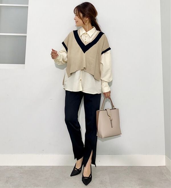 BELLUNA（ベルーナ）の「【低身長さん向け】美脚見えスリットテーパードパンツ（テーパードパンツ）」｜詳細画像