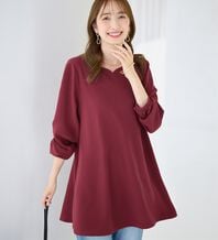 alotta（アロッタ）の「【シワになりにくい】柔らかエンボス素材フレアーロングチュニックＴシャツ（チュニック）」