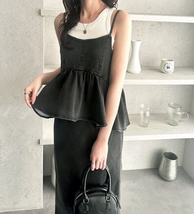 GeeRA（ジーラ）の「楽ちん！デニムペプラムキャミワンピース（その他ワンピース）」