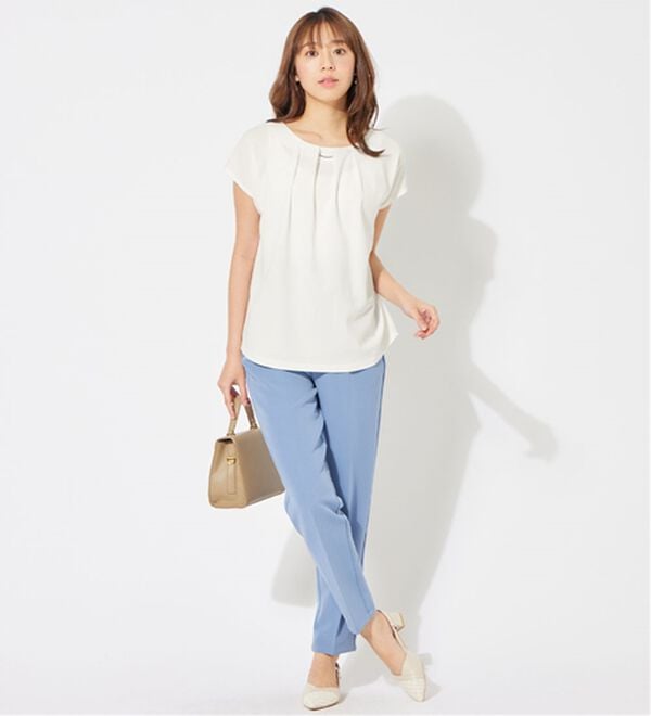 alotta（アロッタ）の「【４つの機能付】メタルパーツ付タックブラウス（ブラウス）」｜詳細画像