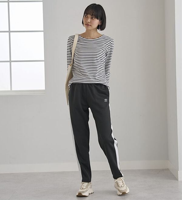 BELLUNA（ベルーナ）の「＜ｕｍｂｒｏ＞ジャージーラインパンツ（その他パンツ）」｜詳細画像