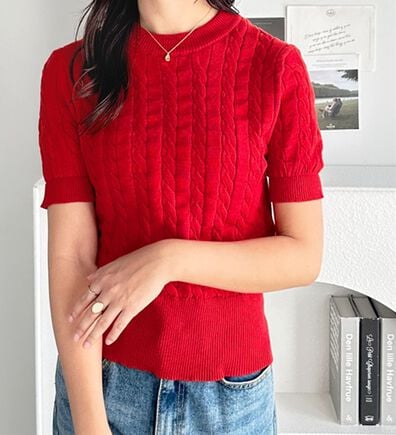 GeeRA（ジーラ）の「ケーブル編みニットトップス（ニット・セーター）」