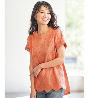 BELLUNA（ベルーナ）の「モチーフレース使いデザインプルオーバー（カットソー）」｜コーラル