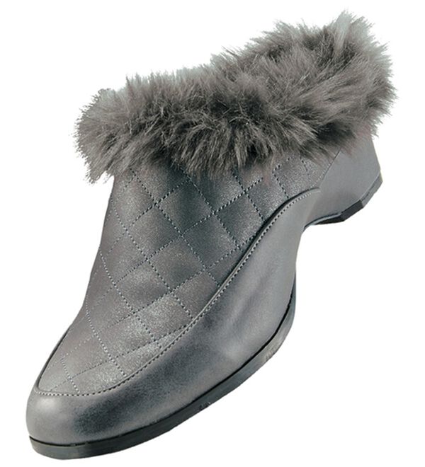 BELLUNA（ベルーナ）の「４Ｅキルティングファーミュール（フラットシューズ）」｜グレー