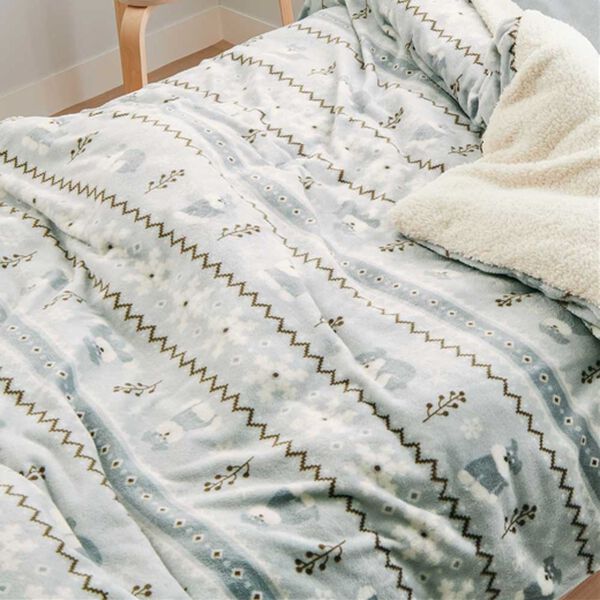 iellio（イエリオ）の「【８日間限定価格】もこもこボアとフランネルの毛布にもなるあったか布団カバー＜フランネル・北欧調・肌ざわり＞（掛布団カバー）」｜シュナウザー