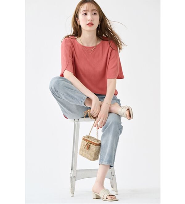 alotta（アロッタ）の「【4つの機能付】ひんやりチューリップ袖ブラウスTシャツ（カットソー）」｜詳細画像