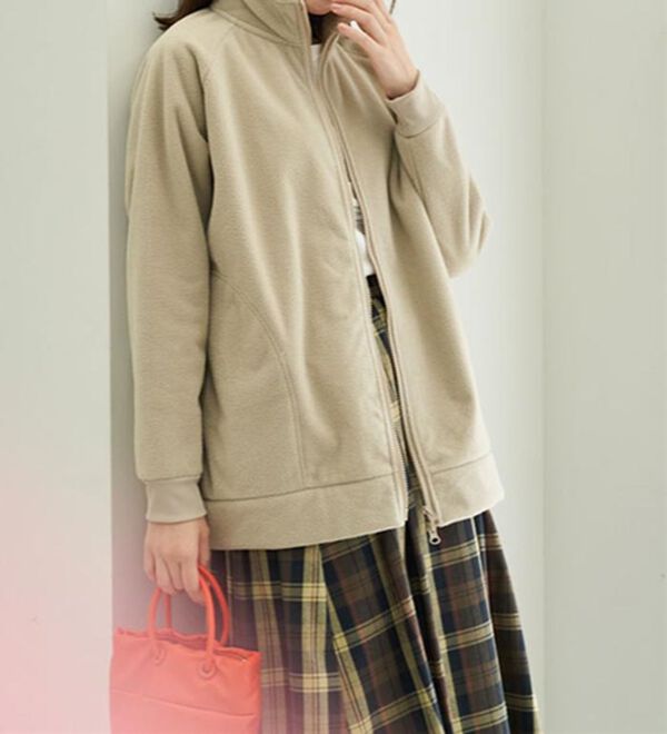 BELLUNA（ベルーナ）の「防風シート入り裏ボアあったかジャケット（ブルゾン）」｜詳細画像