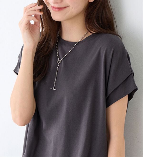 Viola e Viola（ヴィオラ エ ヴィオラ）の「脱普通！すっきり見え大人の上品Ｔシャツ（Tシャツ）」｜詳細画像