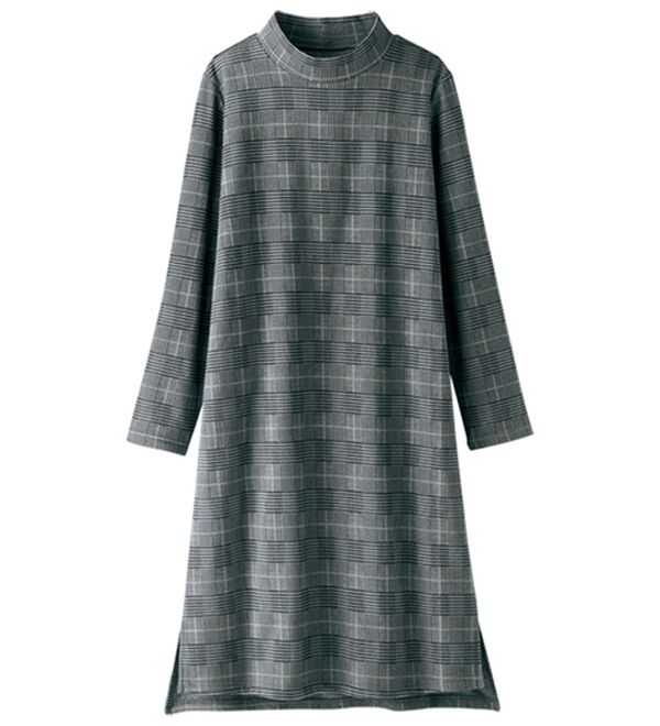 BELLUNA（ベルーナ）の「まるで着る毛布！静電防止付裏ファーお出かけワンピース（カットソーワンピース）」｜詳細画像