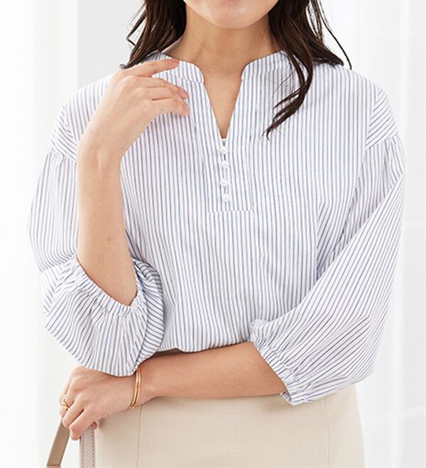 BELLUNA（ベルーナ）の「ラメストライプ素材パール使いブラウス（ブラウス）」｜詳細画像