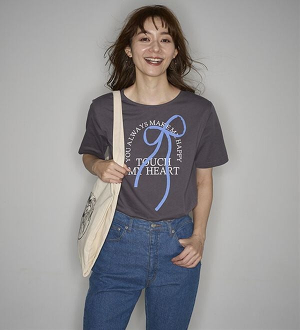 BELLUNA（ベルーナ）の「一枚で着映えるデコラＴ（Tシャツ）」｜詳細画像