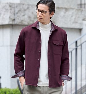 「＜コムルヴァン・オム＞お出かけ応援リバーシブルシャツ（メンズシャツ）」｜ワイン
