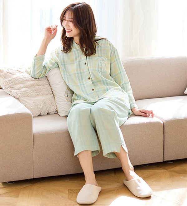 LAVIENNE（ラヴィエンヌ）の「【オーガニックコットン使用】綿１００％Ｗガーゼのルームパジャマ（パジャマ・ルームウェア）」｜詳細画像