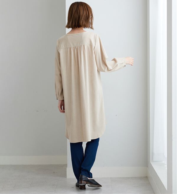 BELLUNA（ベルーナ）の「コーデュロイ素材ピンタック使いワンピース（その他ワンピース）」｜詳細画像