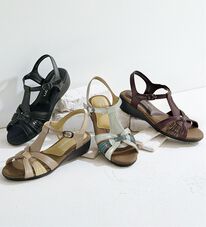 BELLUNA（ベルーナ）の「山羊革カジュアルサンダル（サンダル・ミュール）」