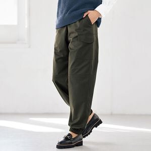 BELLUNA（ベルーナ）の「微起毛素材の綿混カーゴパンツ（その他パンツ）」｜詳細画像