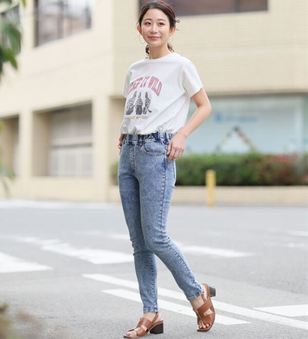 A HAPPY MARILYN（アハッピーマリリン）の「【Ｍ～８Ｌ】夏でもひんやり。足元に魔法をかけて。接触冷感 UV 魔法の美ライン ストレッチ スキニー デニムパンツ（スリム・スキニーパンツ）」｜詳細画像