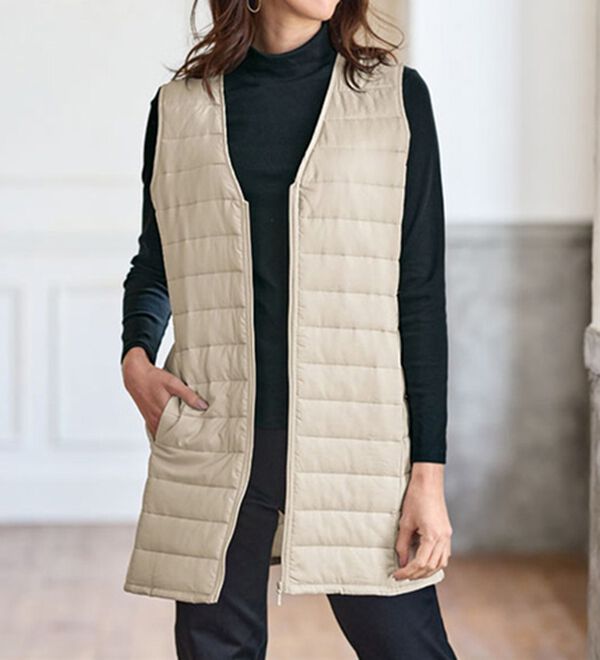 BELLUNA（ベルーナ）の「おしゃれの主役！蓄熱中わたベスト付配色コート（ハーフコート）」｜詳細画像