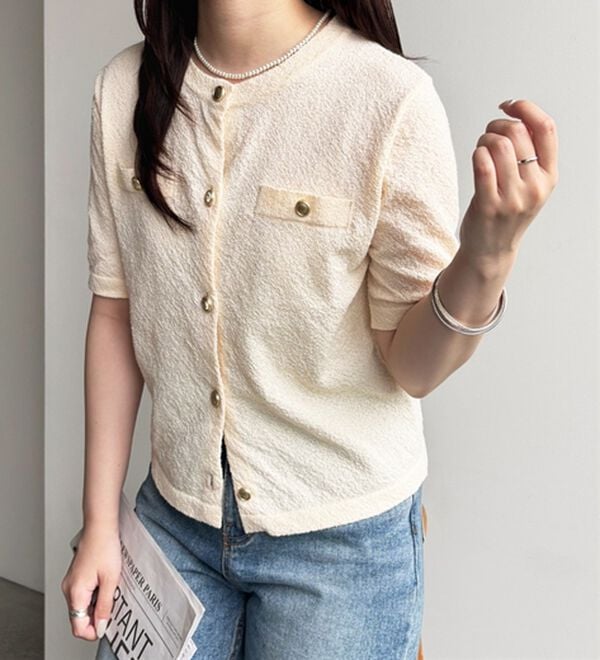 GeeRA（ジーラ）の「ゴールドボタンニットカーデ（ニットカーディガン）」｜詳細画像