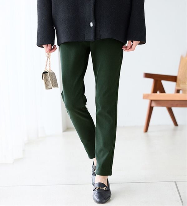 BELLUNA（ベルーナ）の「美ストレッチ素材レギンスパンツ【Ｐｒｉｍａ　Ｆｉｔ　Ｐａｎｔｓ】（スパッツ・レギンス）」｜モスグリーン