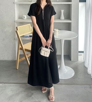 GeeRA（ジーラ）の「前後2WAYハーフジップフレンチ袖ワンピース（カットソーワンピース）」｜ブラック