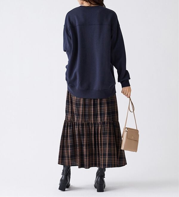 BELLUNA（ベルーナ）の「軽やか綿混！大人サマ見えスウェット（カットソー）」｜詳細画像