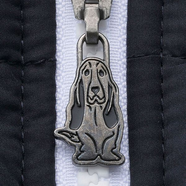 「＜ハッシュパピー＞ワッペン使い快適スポーティベスト（メンズベスト）」｜詳細画像