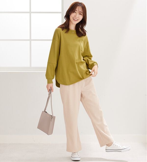 BELLUNA（ベルーナ）の「吸湿発熱ポンチ素材袖切替プルオーバー（カットソー）」｜詳細画像