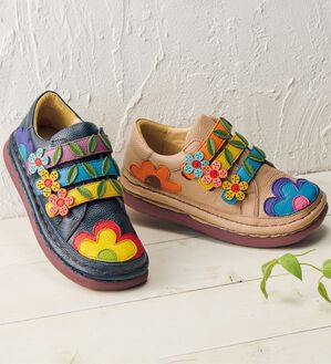 BELLUNA（ベルーナ）の「＜エスタシオン＞幅広牛革フラワーシューズ（フラットシューズ）」｜詳細画像