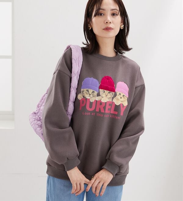 BELLUNA（ベルーナ）の「ニット帽ネコ3匹ネコ裏起毛プルオーバー（カットソー）」｜詳細画像