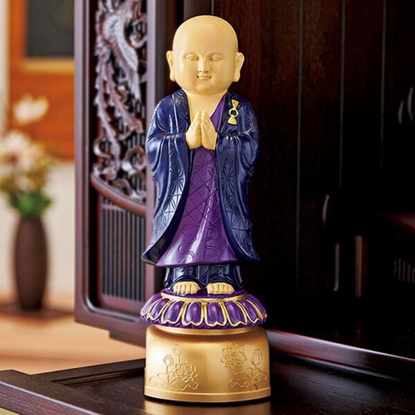 「お経が流れる「我が家のお坊さん」（仏壇・仏具）」｜法衣タイプ