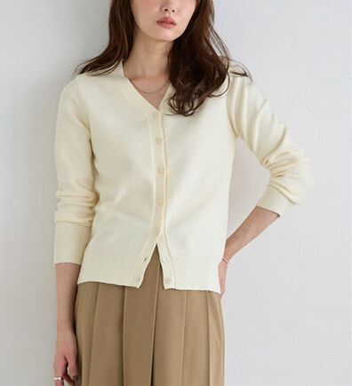 Pierrot（ピエロ）の「【Ｍ～３Ｌ】ふんわり質感プレミアムカシミヤタッチカーディガン（ニットカーディガン）」