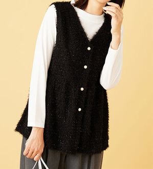 BELLUNA（ベルーナ）の「【2点セット】ラメシャギー素材ベストアンサンブル（アンサンブル）」｜黒系