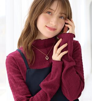 alotta（アロッタ）の「頼れる着回し力！立体ジャガード素材インナープルオーバー（カットソー）」｜ベリー
