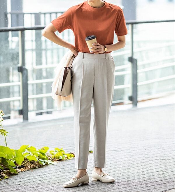 BELLUNA（ベルーナ）の「ヒンヤリ爽快！麻調ビンテージテーパードパンツ（テーパードパンツ）」｜詳細画像