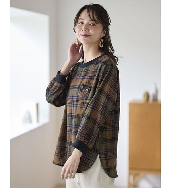 BELLUNA（ベルーナ）の「スラブ素材リブ使いブラウス（ブラウス）」｜詳細画像