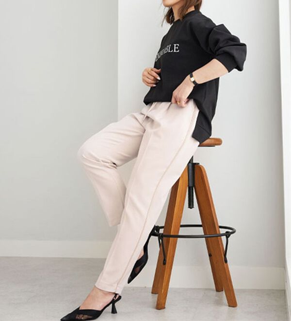 BELLUNA（ベルーナ）の「サイドラインテーパードパンツ（フルレングスパンツ）」｜詳細画像