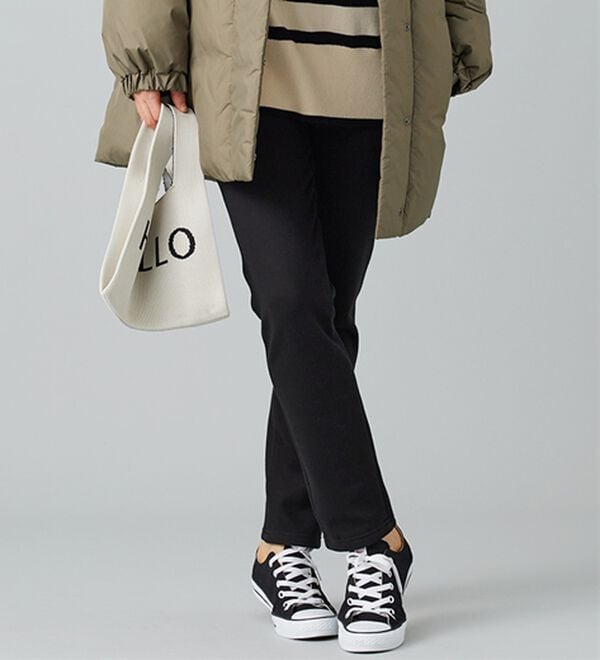 BELLUNA（ベルーナ）の「裏ベロアストレッチ素材レギンスパンツ（フルレングスパンツ）」｜詳細画像