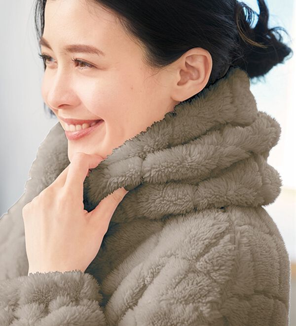 LAVIENNE（ラヴィエンヌ）の「もこもこダイヤフリースガウン（パジャマ・ルームウェア）」｜詳細画像