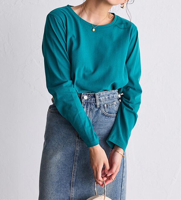 RANAN（ラナン）の「＜ＢＣ＞綿１００％&times;吸湿発熱！あったか裾スリットロングプルオーバー（カットソー）」｜グリーン